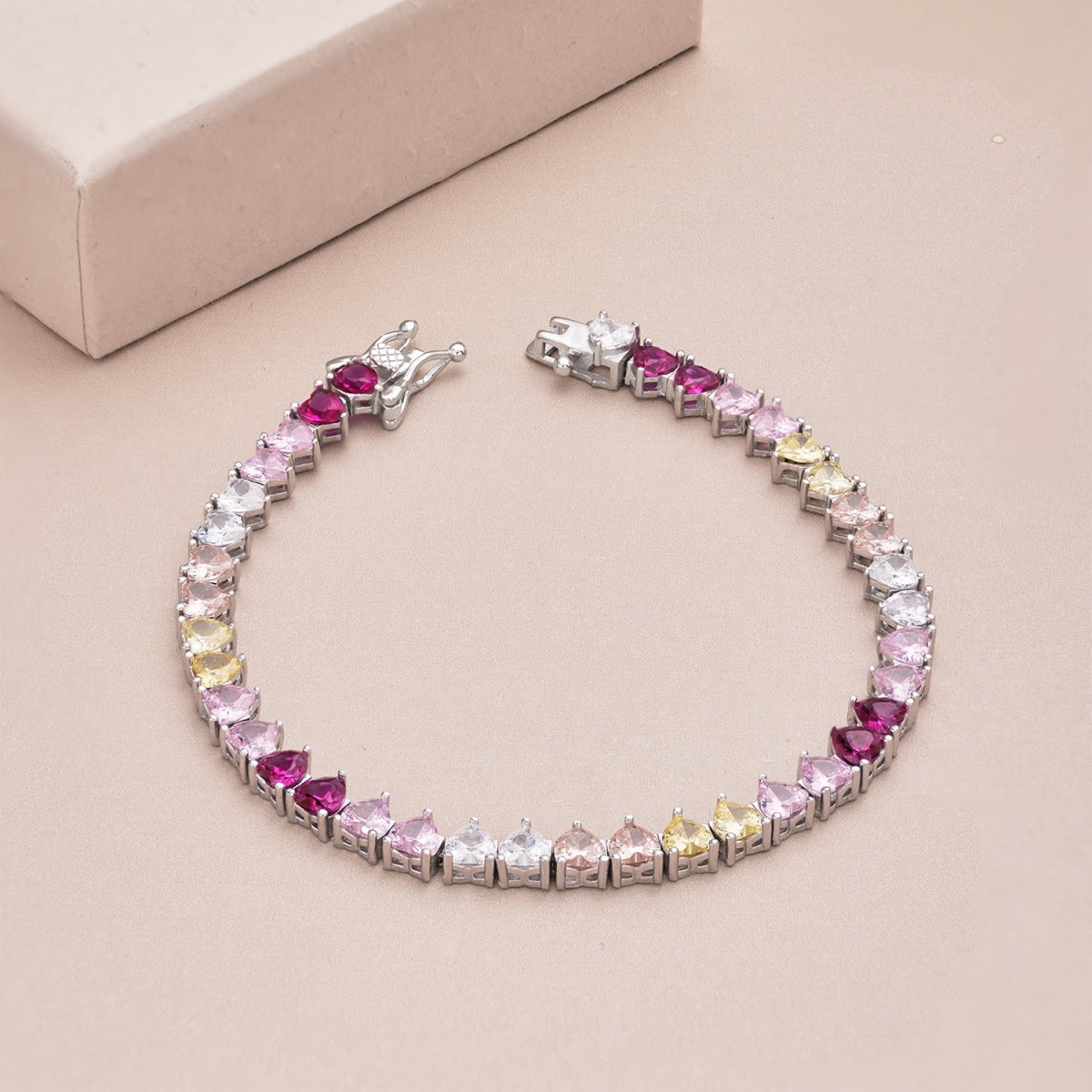 [Vivid Aurora]Luxurious Colorful Romantic Heart Shape Lover Bracelet